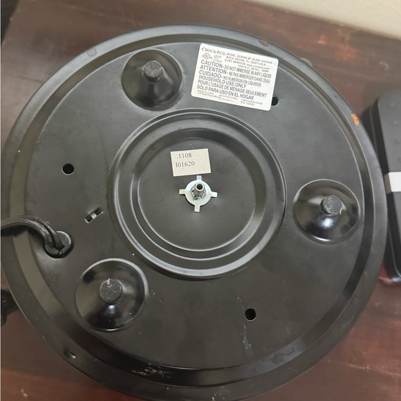 Crockpot Classic Slow Cooker 4 Quart Round Model SCR-400SP - Picture 8 of 8